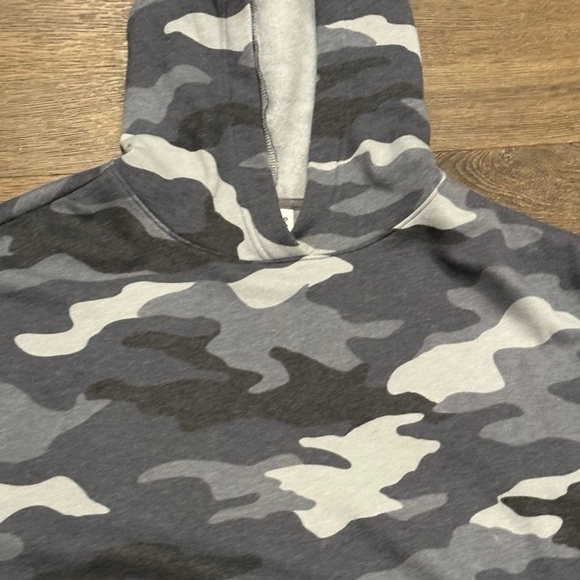 PINK Oversized cropped hoodie camo blue small
Lightweight hoodie - Picture 3 of 6